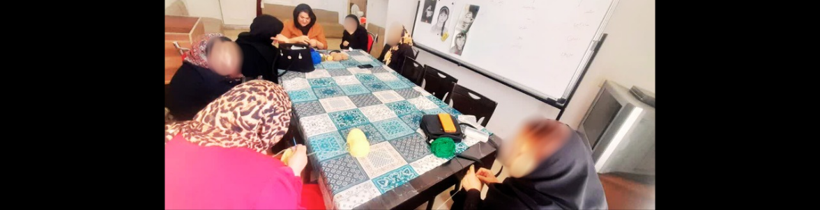 کلاس بافتنی و عروسک بافی