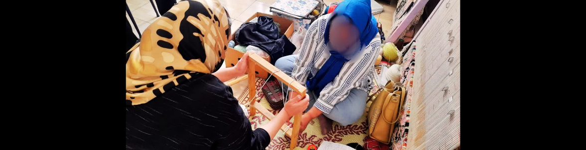 کلاس فرش بافی