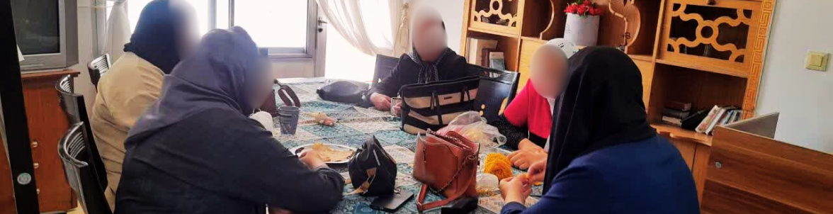 کلاس بافتنی و عروسک بافی