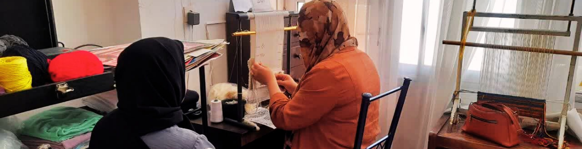 کلاس فرش بافی