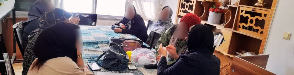 کلاس بافتنی و عروسک بافی