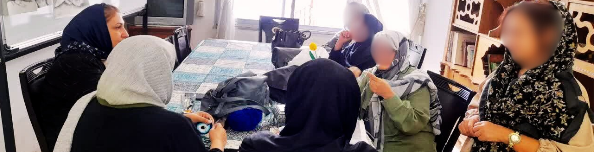 کلاس بافتنی و عروسک بافی