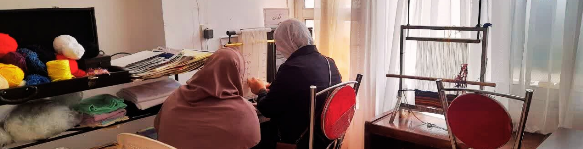 کلاس فرش بافی