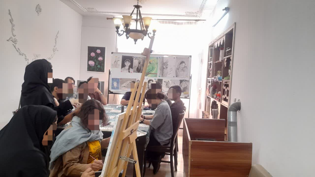 کلاس هنر تجسمی