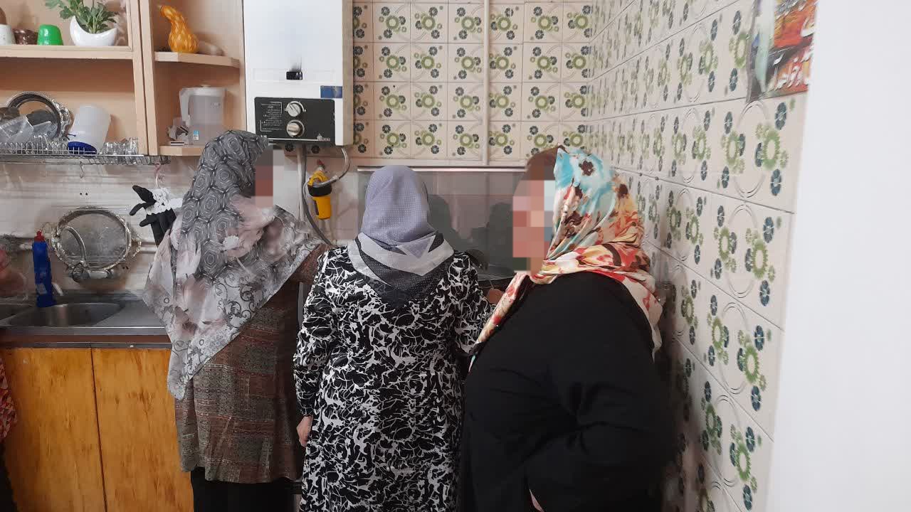 تهیه آش نذری برای مددجویان