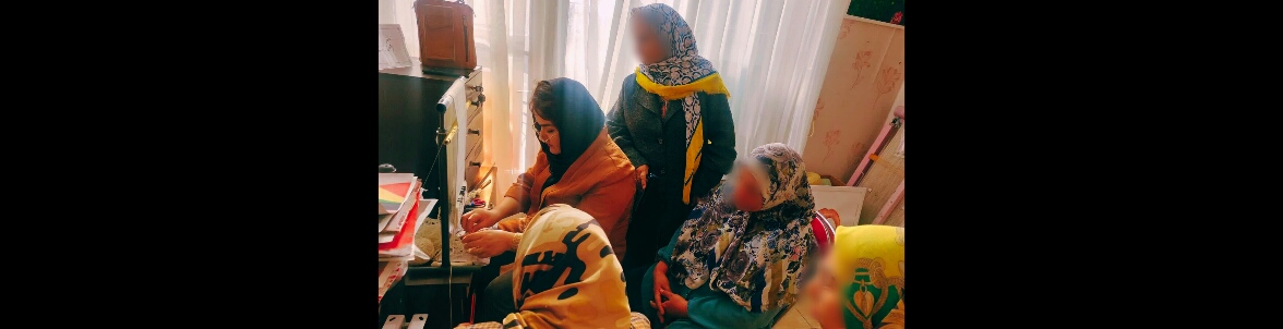 کلاس فرش بافی