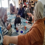مروارید بافی